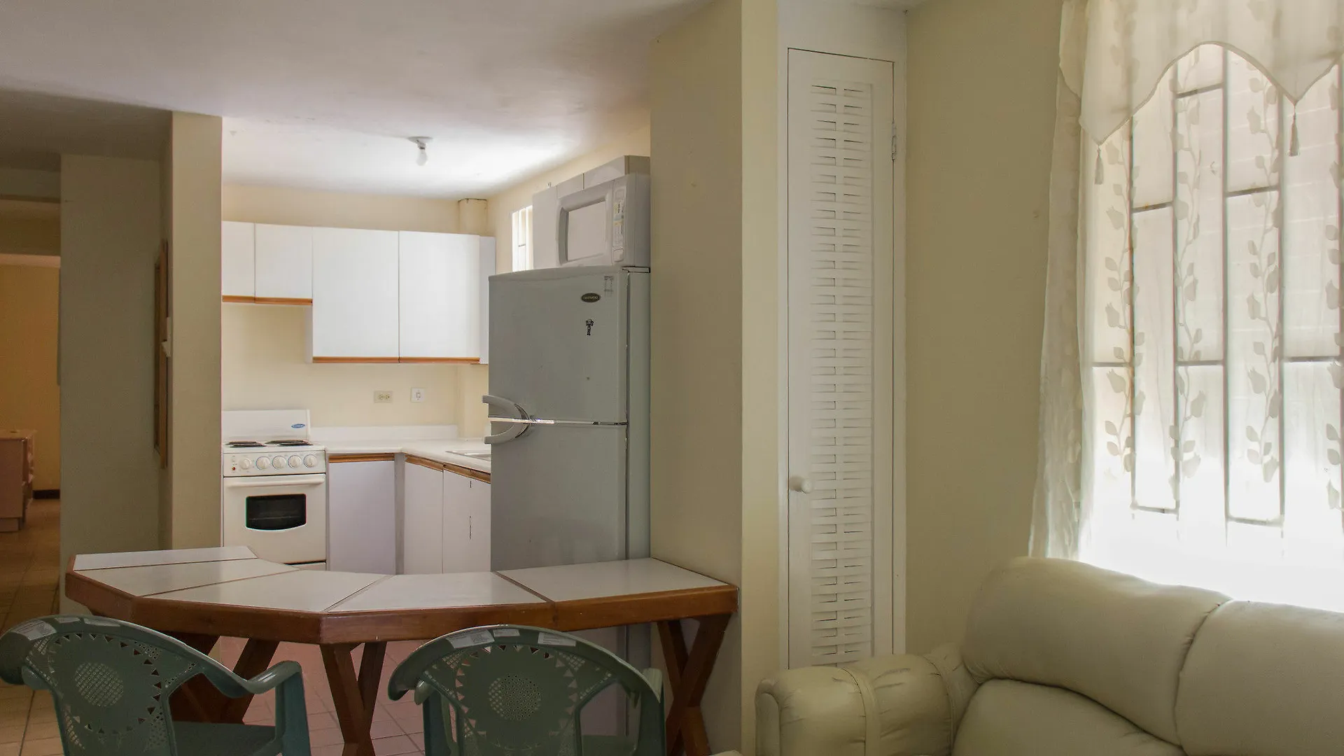 Seacastles Exora Beach Suite Μοντέγκο Μπέυ